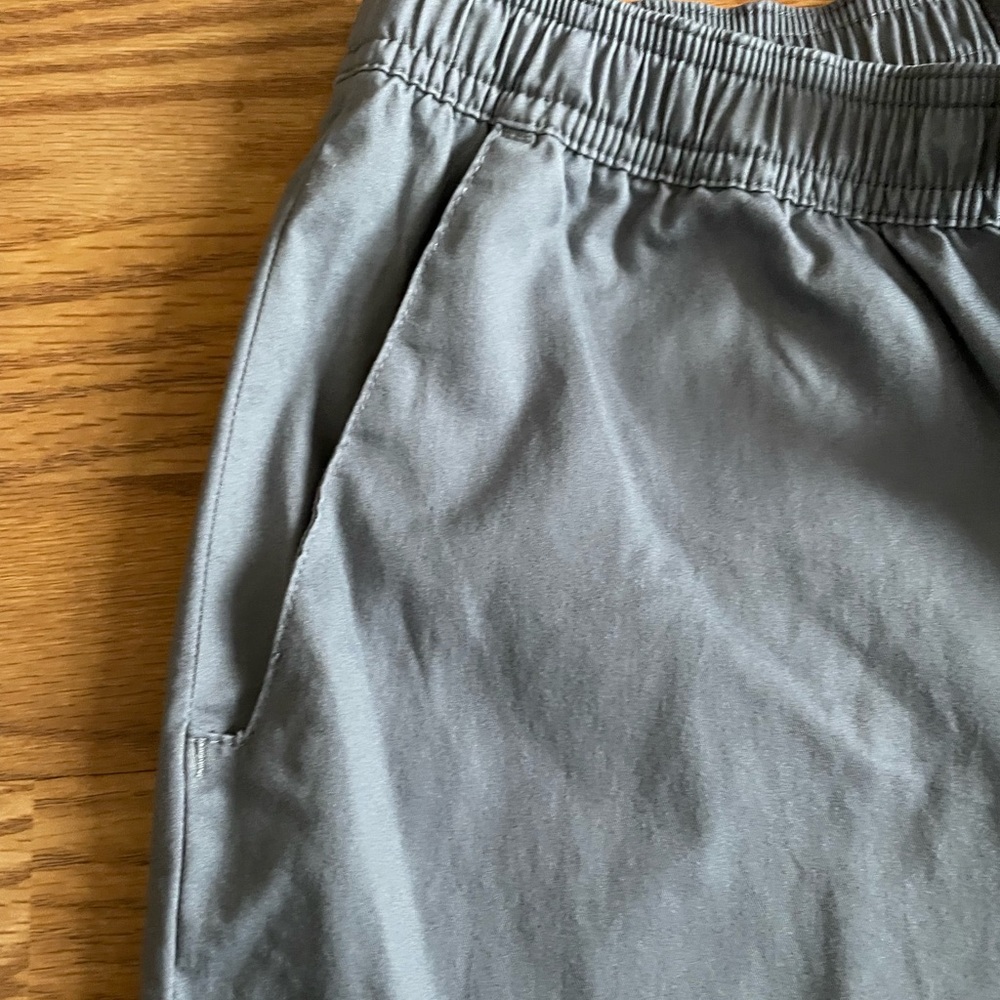 Women’s Gray JAANUU Scrub Pants Size Small - Picture 2 of 8